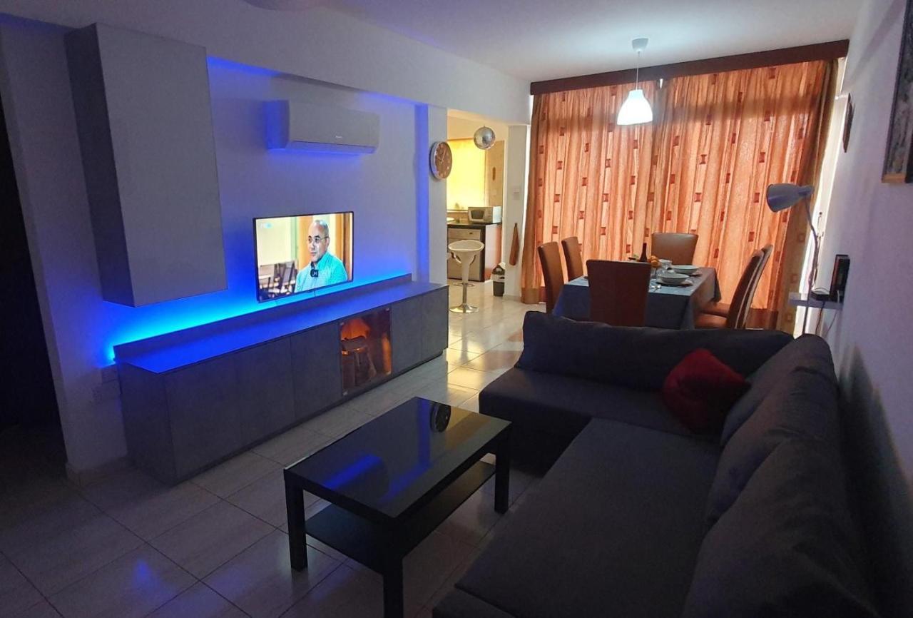 Vasilas Holiday Apartment #2 Larnaca Dış mekan fotoğraf