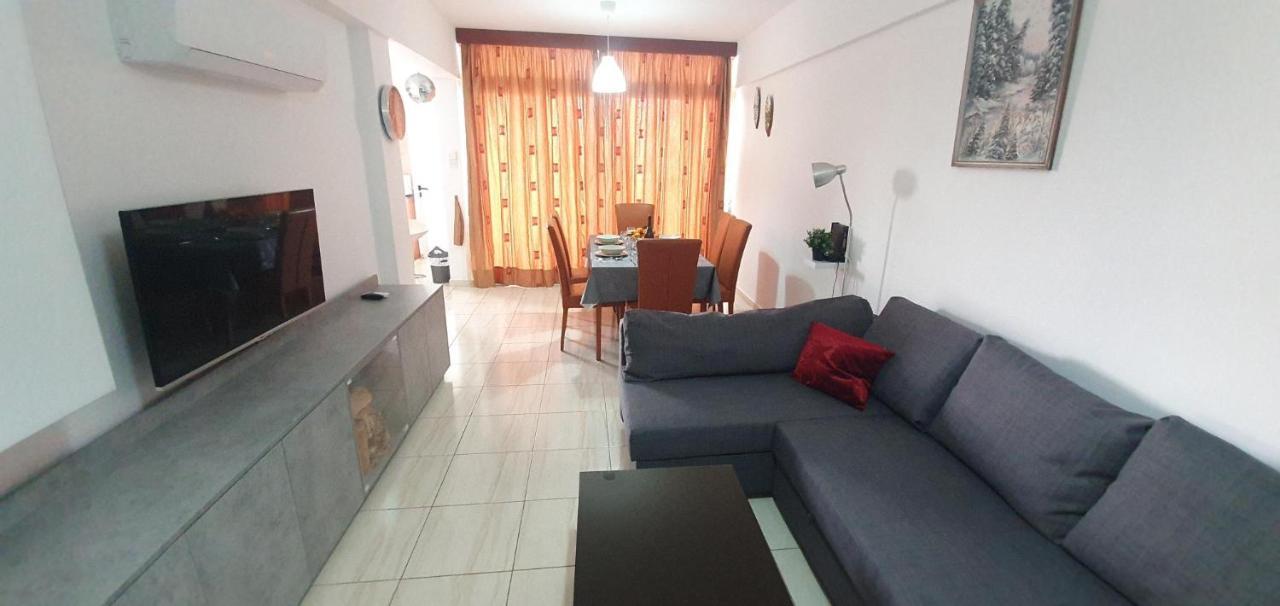 Vasilas Holiday Apartment #2 Larnaca Dış mekan fotoğraf