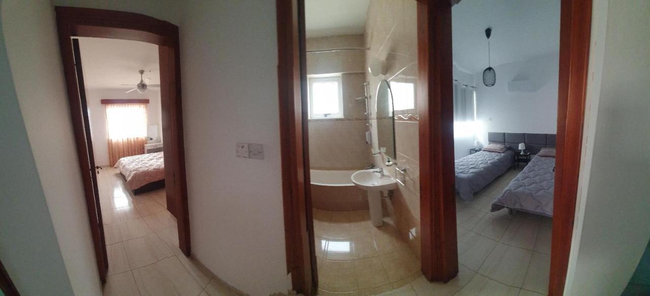 Vasilas Holiday Apartment #2 Larnaca Dış mekan fotoğraf